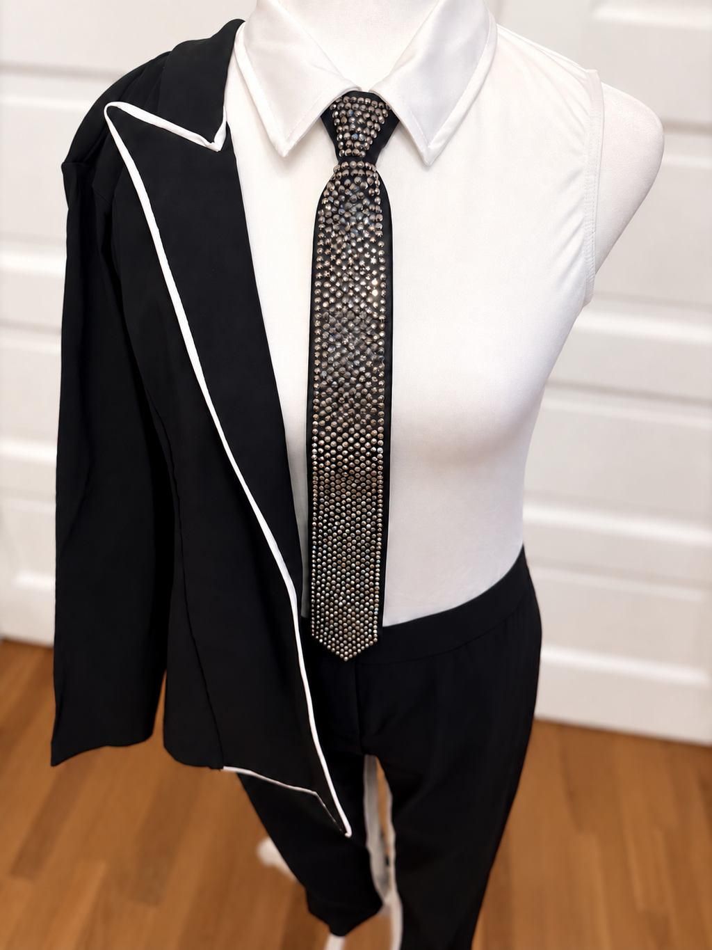 Black Tie