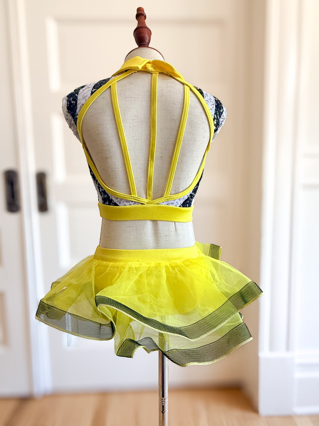 Referee/Bumblebee