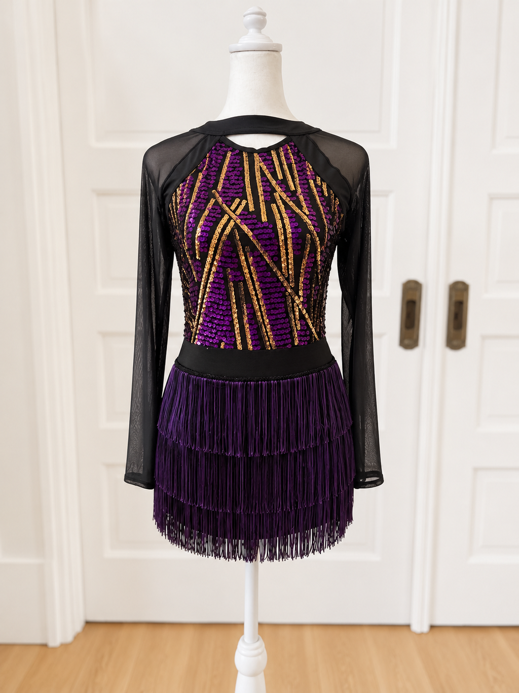 Aubrey -Weissman AS purple and black jazz w matching hairpiece